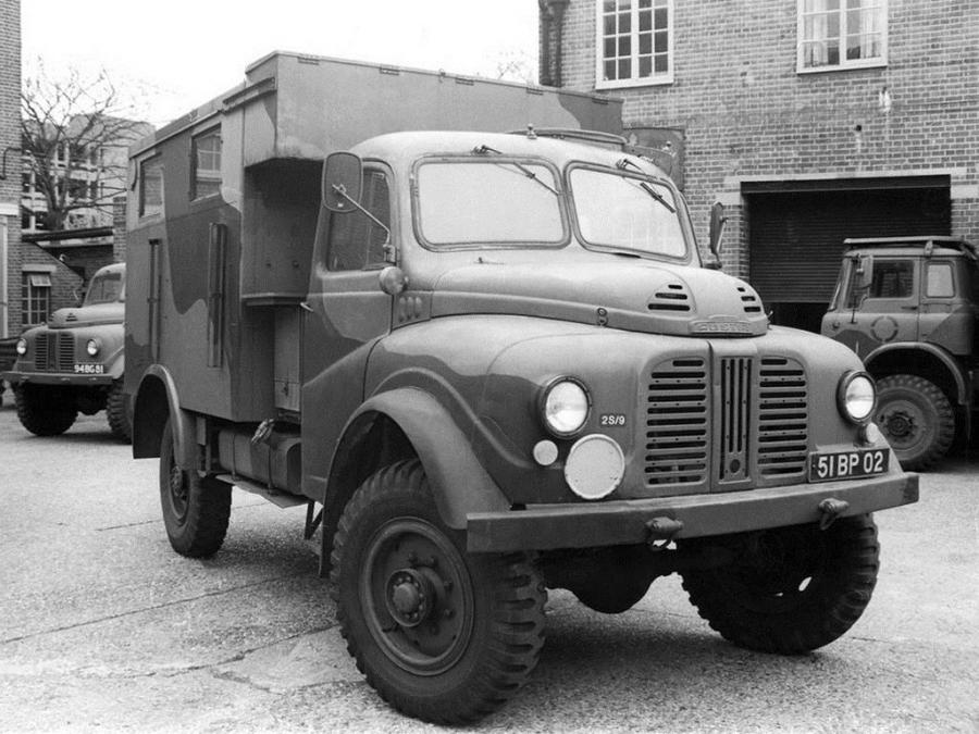Austin K9 4x4 Radio Relay Station '1952